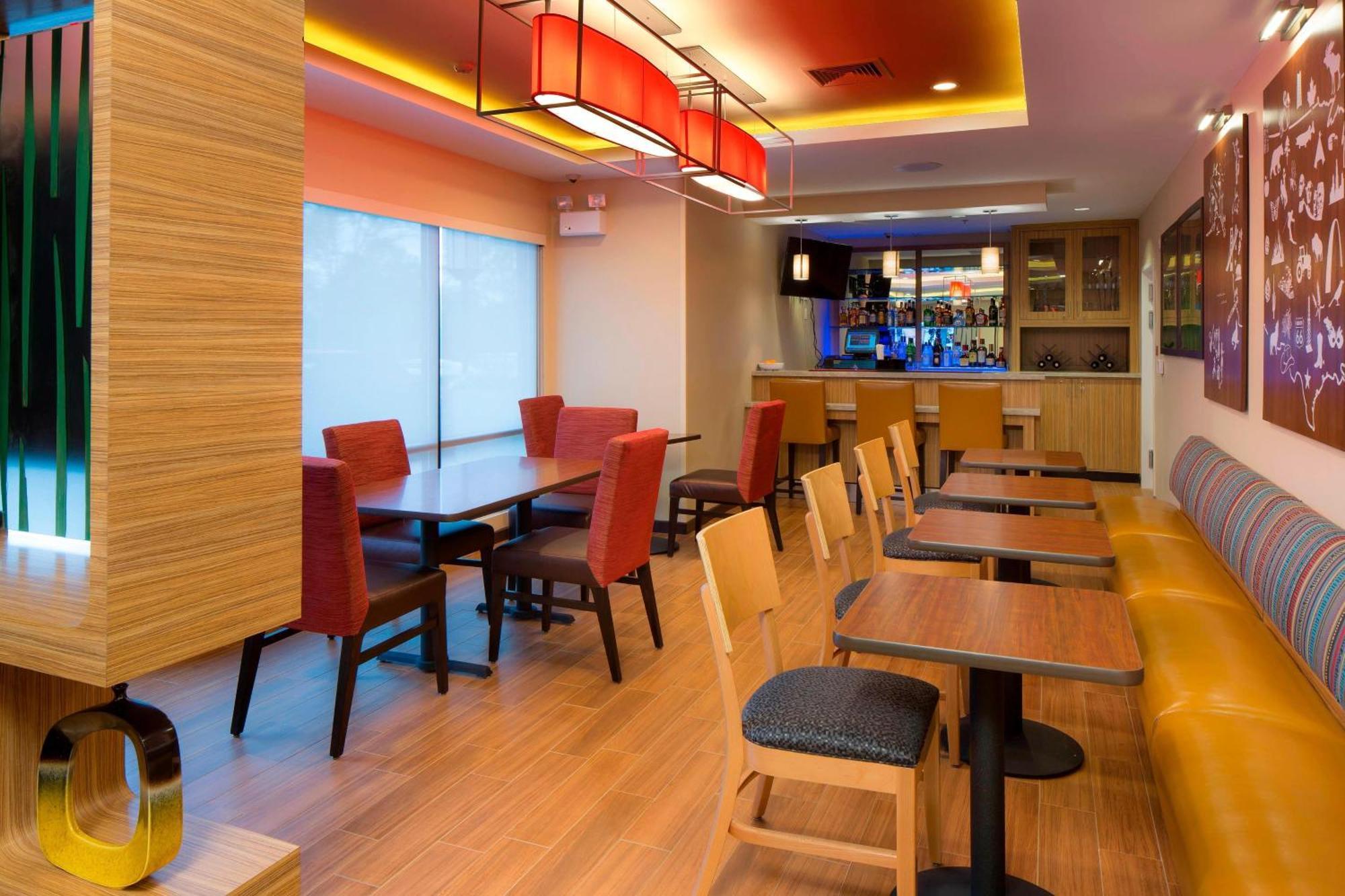 Towneplace Suites By Marriott Swedesboro Logan Township Екстериор снимка
